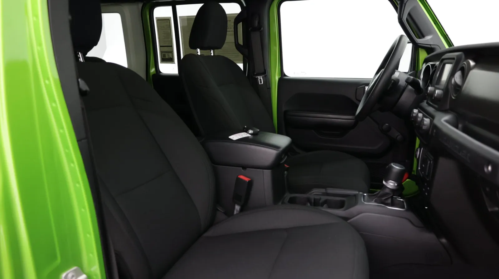 Jeep Wrangler photo 30