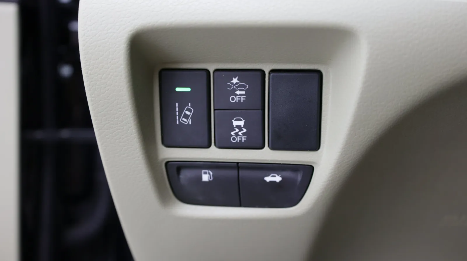 Acura TLX photo 21