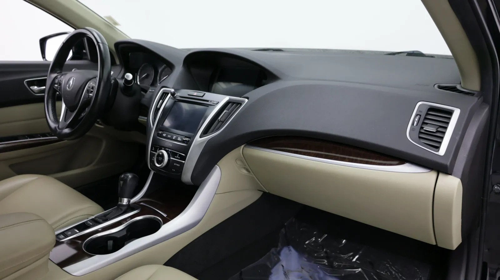 Acura TLX photo 38