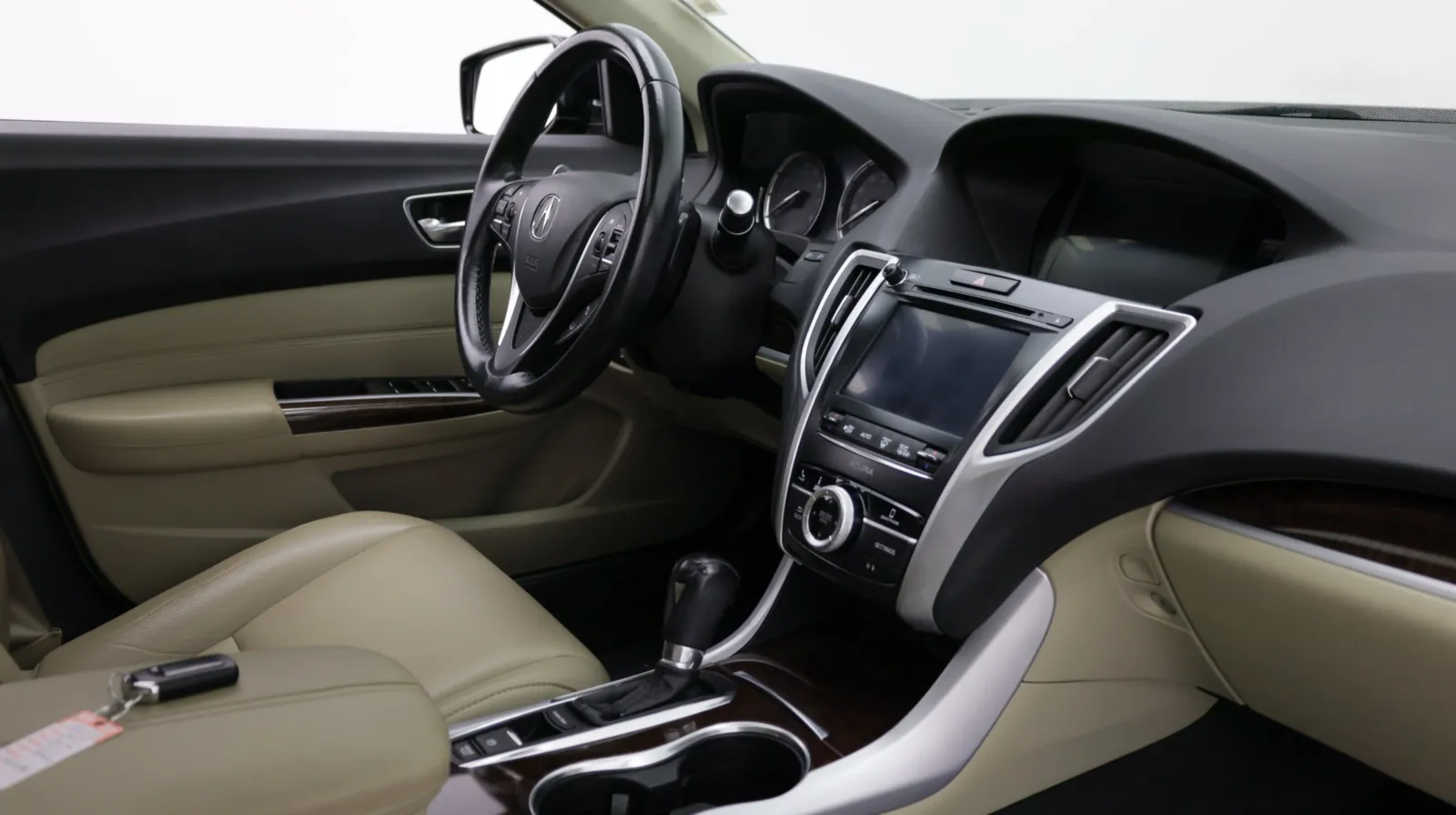 Acura TLX photo 36