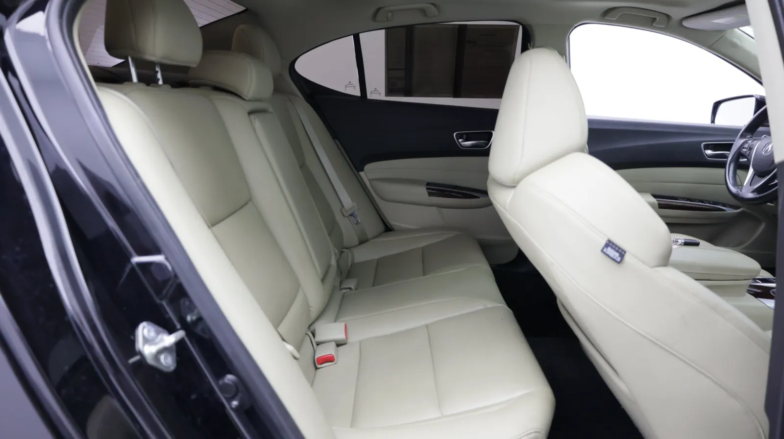 Acura TLX photo 34