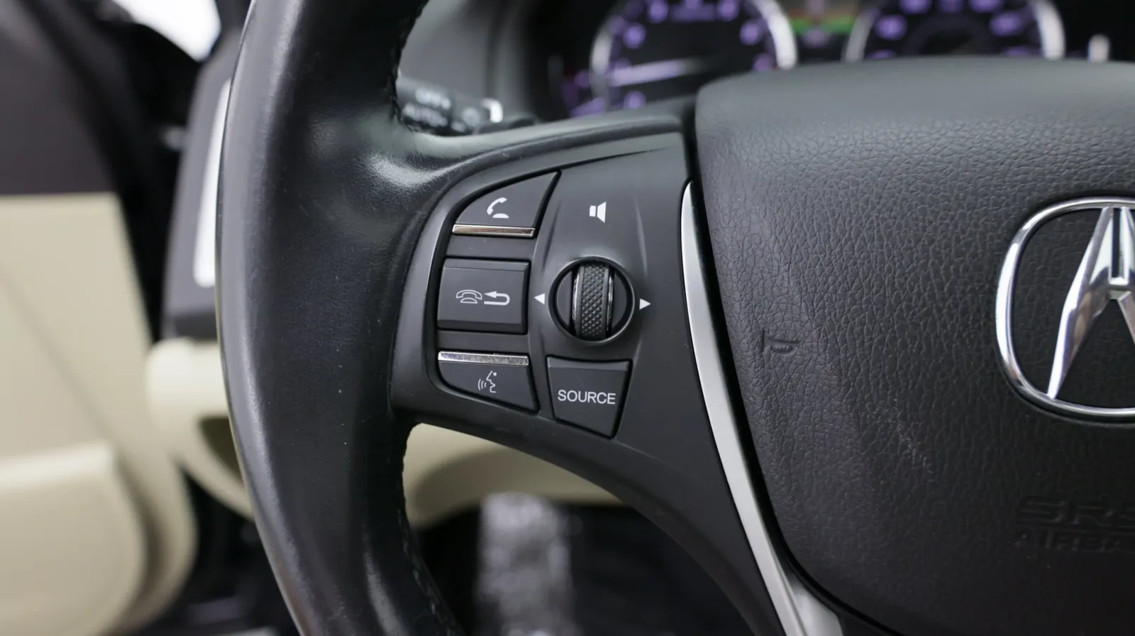 Acura TLX photo 22