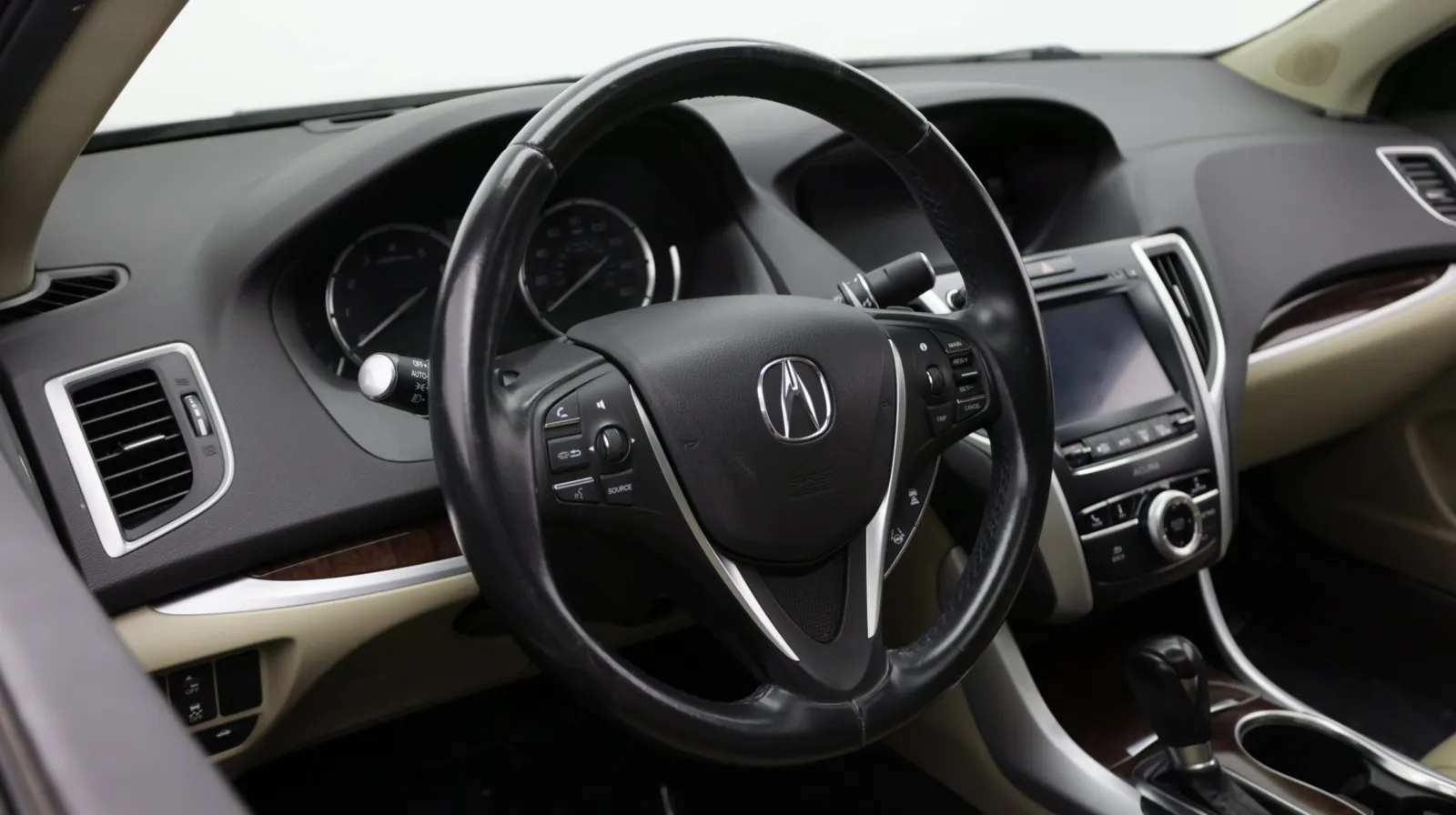 Acura TLX photo 10