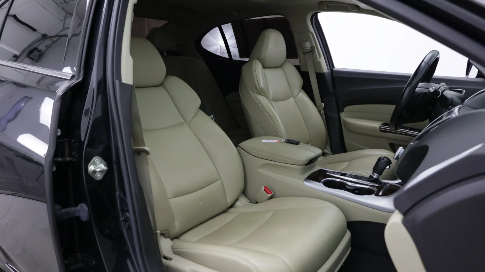 Acura TLX photo 39