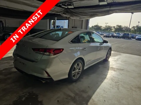 More photos of 2019 Hyundai Sonata Limited at Auto Boutique Florida, FL