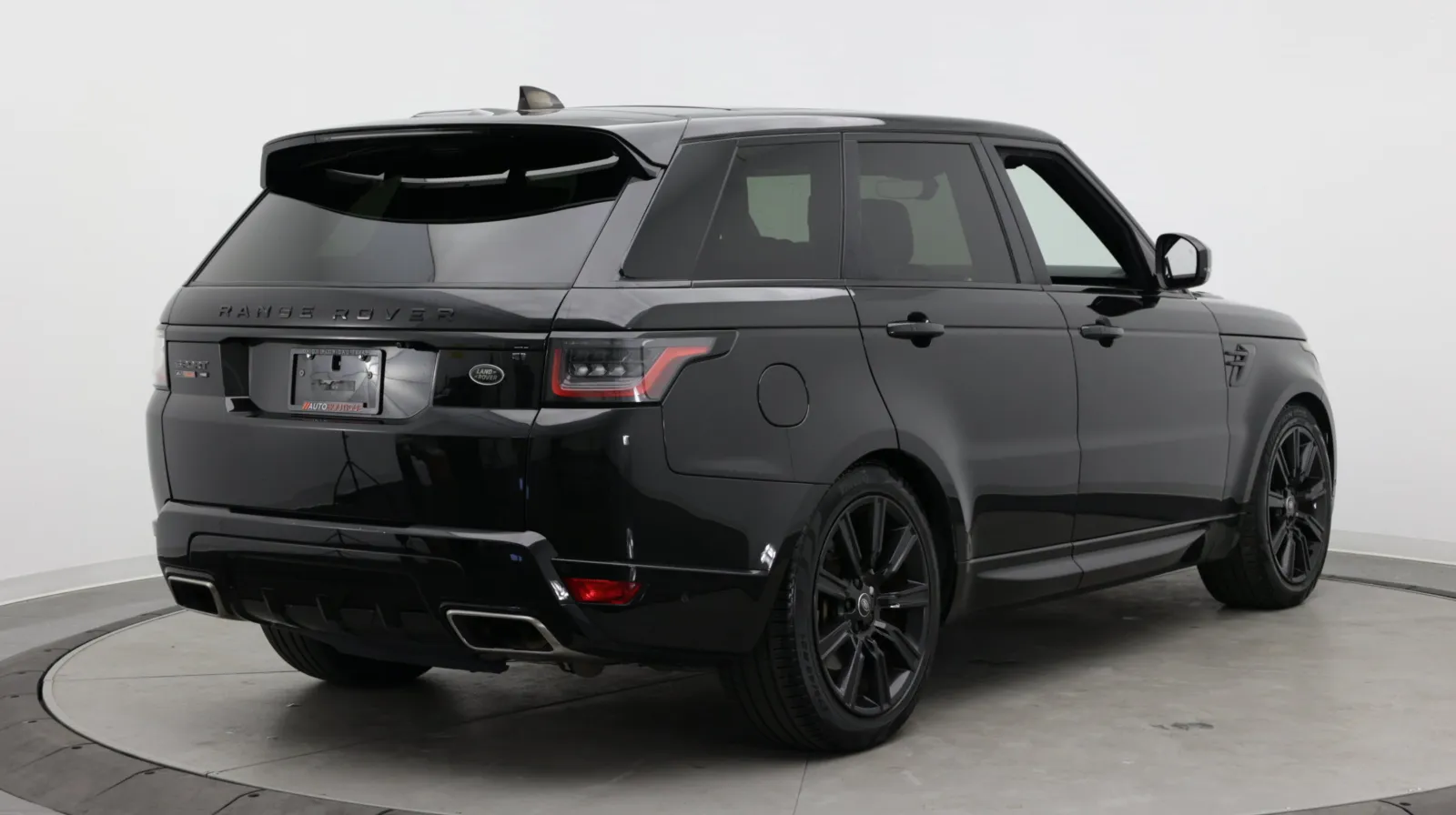 Land Rover Range Rover Sport photo 9