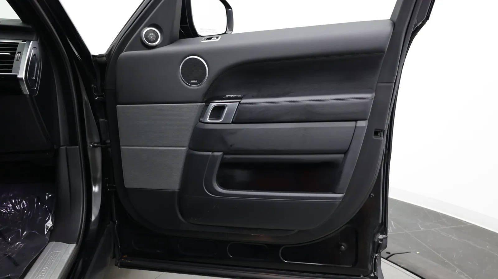 Land Rover Range Rover Sport photo 39