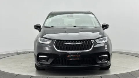 Photos of 2023 Chrysler Pacifica Touring L for sale in Jacksonville, FL at Auto Boutique Florida