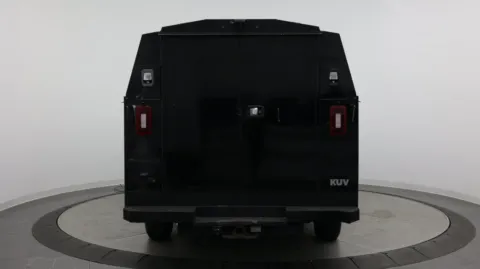 More photos of 2022 Ford E-Series Cutaway E-350 SD at Auto Boutique Florida, FL