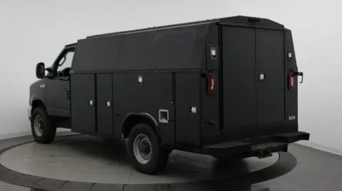 More photos of 2022 Ford E-Series Cutaway E-350 SD at Auto Boutique Florida, FL