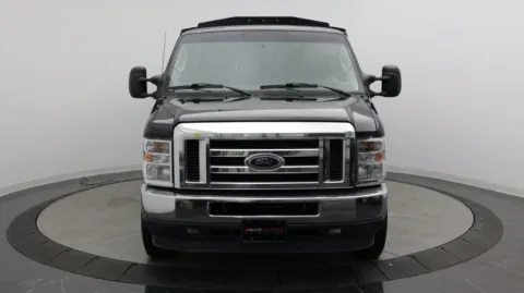 Photos of 2022 Ford E-Series Cutaway E-350 SD for sale in Jacksonville, FL at Auto Boutique Florida