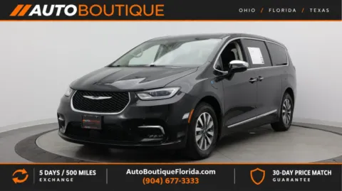 Black 2023 Chrysler Pacifica Hybrid Limited for sale in Jacksonville, FL