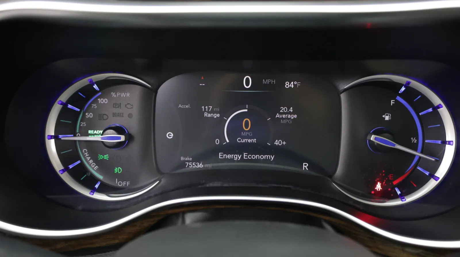 Chrysler Pacifica photo 22