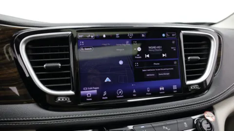 More photos of 2023 Chrysler Pacifica Hybrid Limited at Auto Boutique Florida, FL
