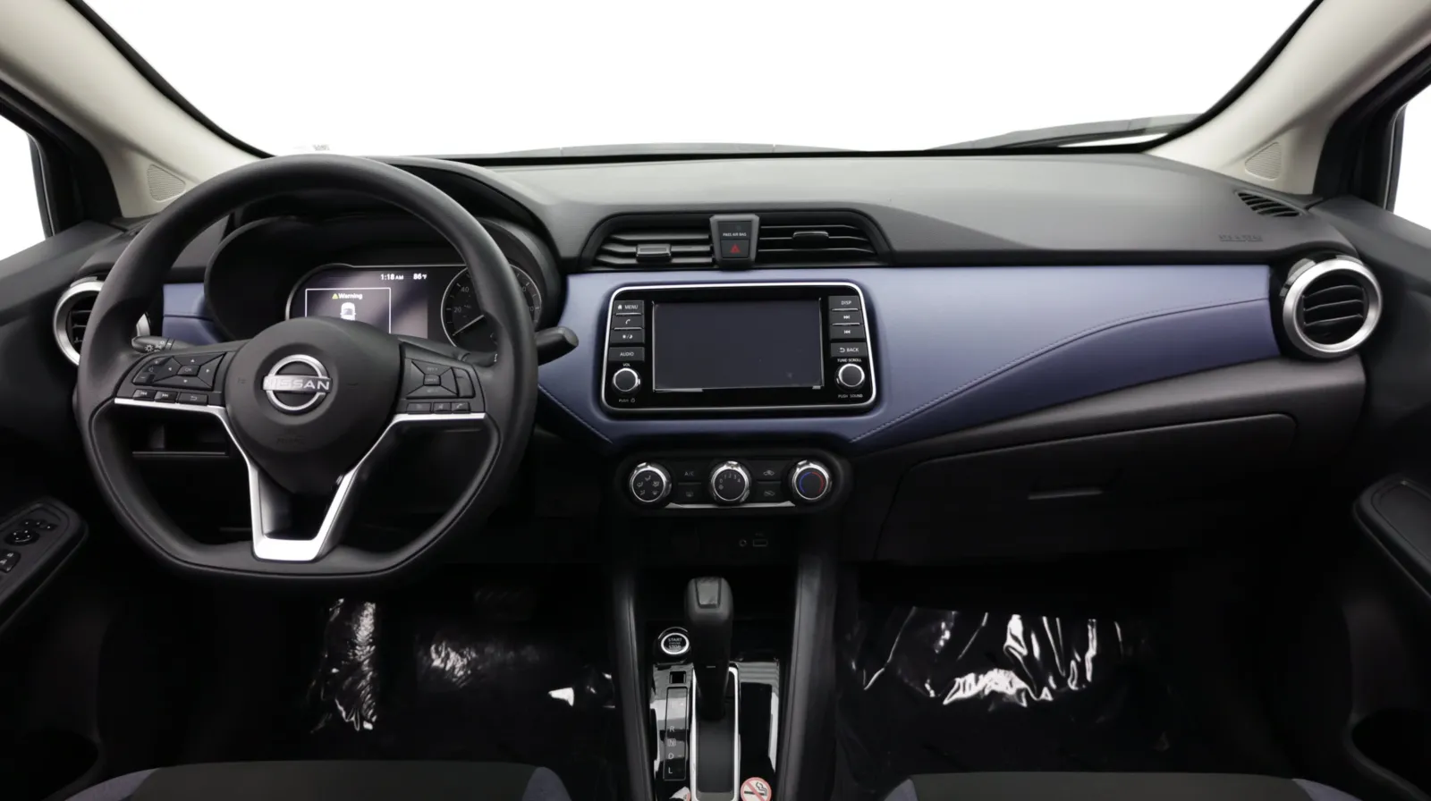 Nissan Versa photo 23