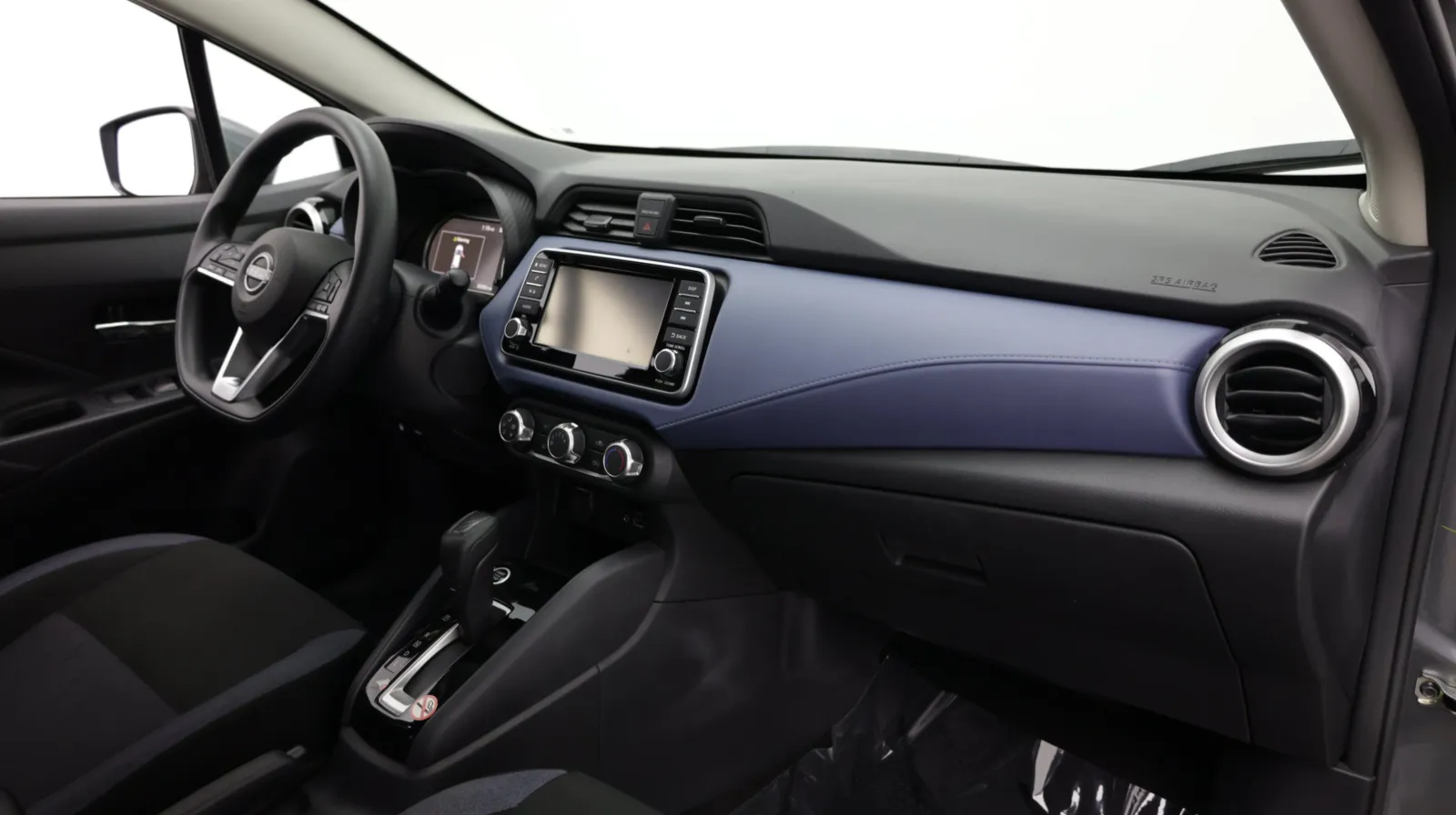 Nissan Versa photo 31