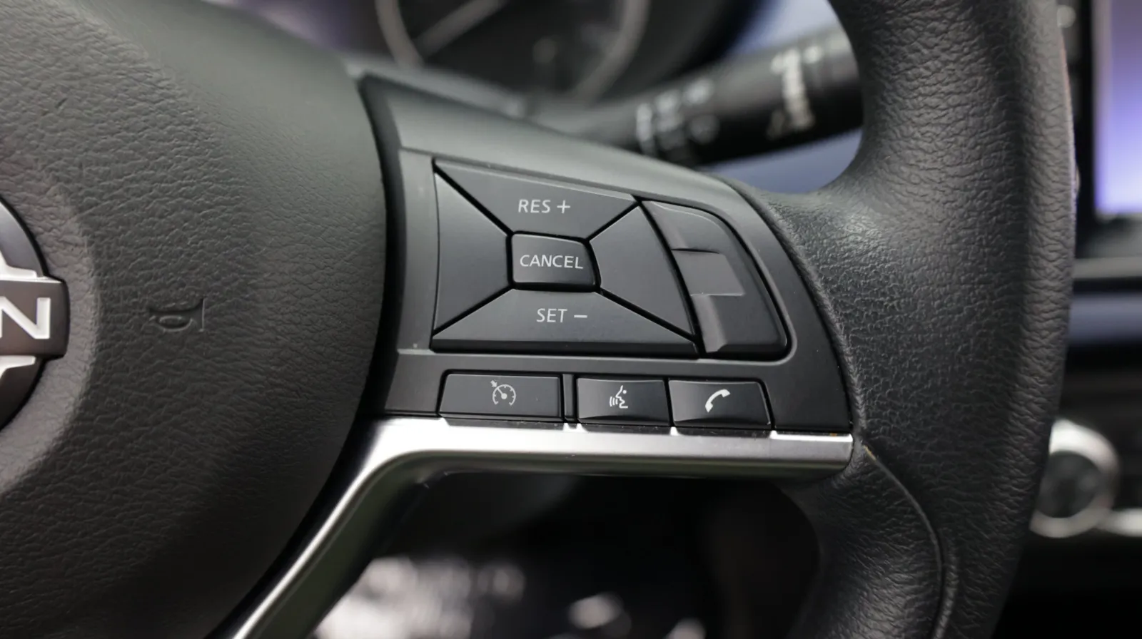 Nissan Versa photo 18
