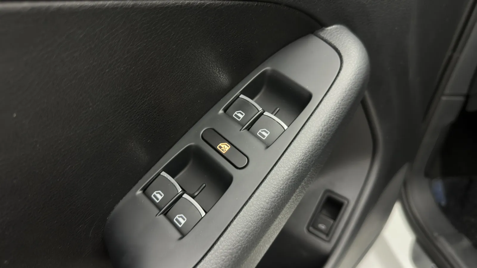 Volkswagen Jetta photo 11