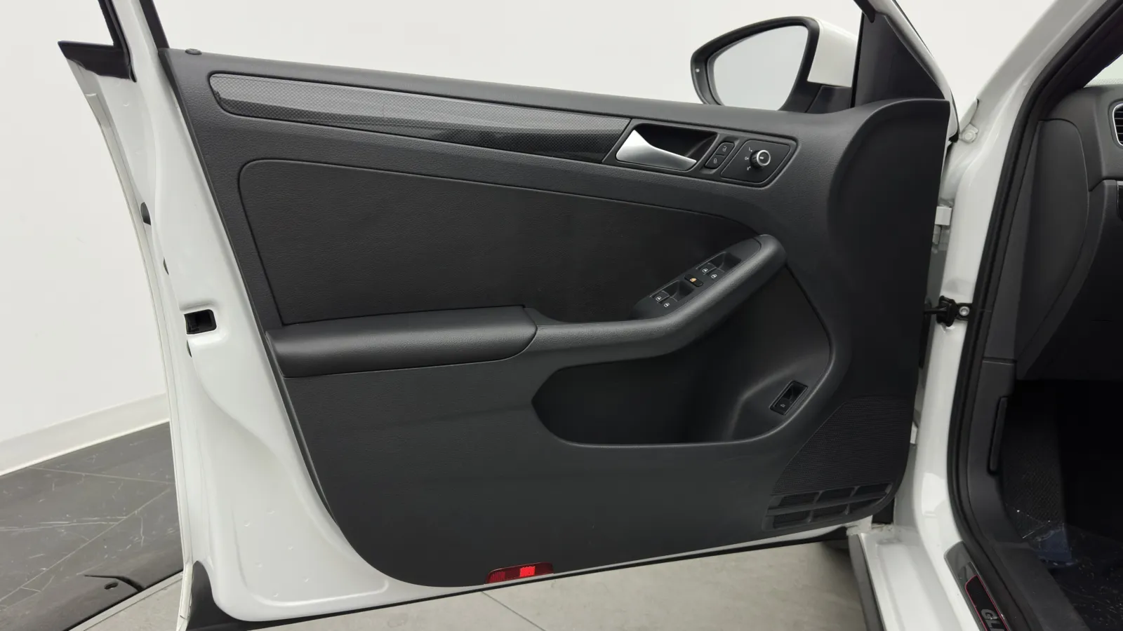 Volkswagen Jetta photo 9