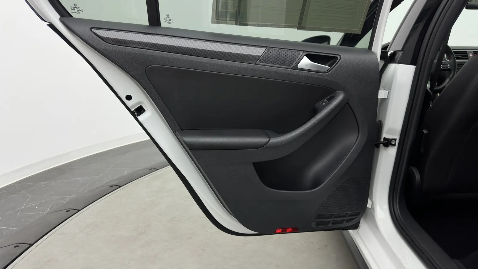 Volkswagen Jetta photo 24