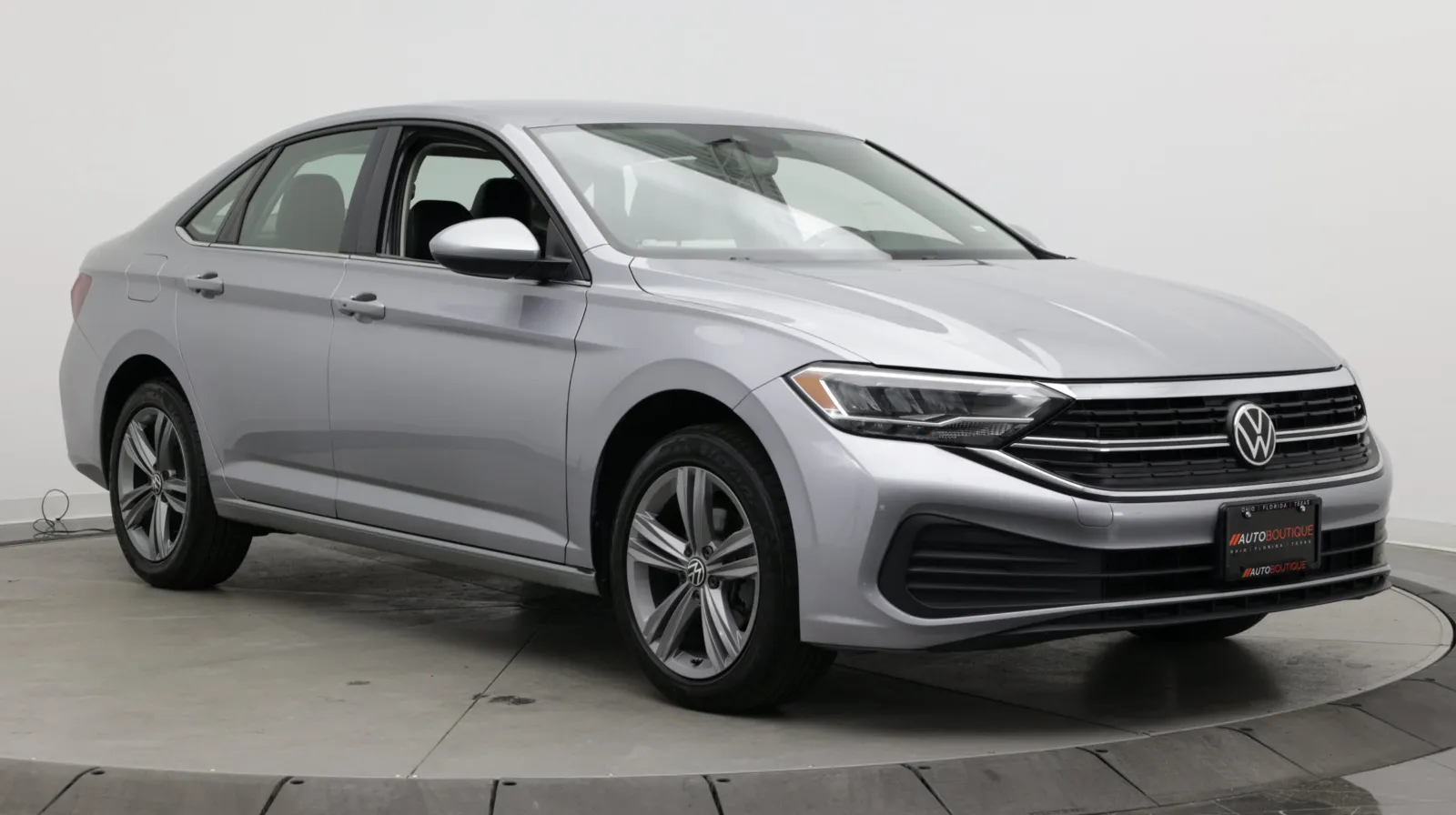 Volkswagen Jetta photo 3