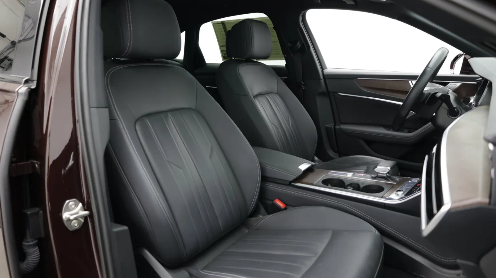 Audi A6 photo 40