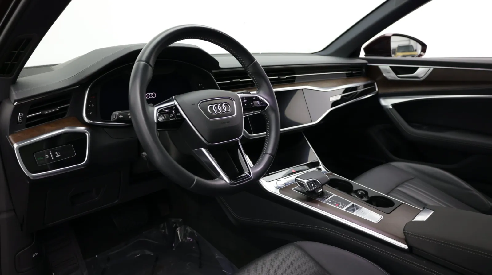Audi A6 photo 12