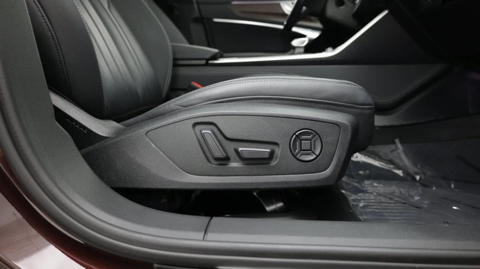 Audi A6 photo 38