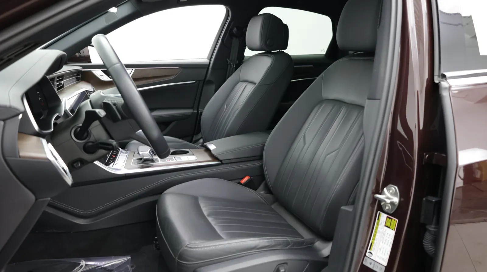Audi A6 photo 16