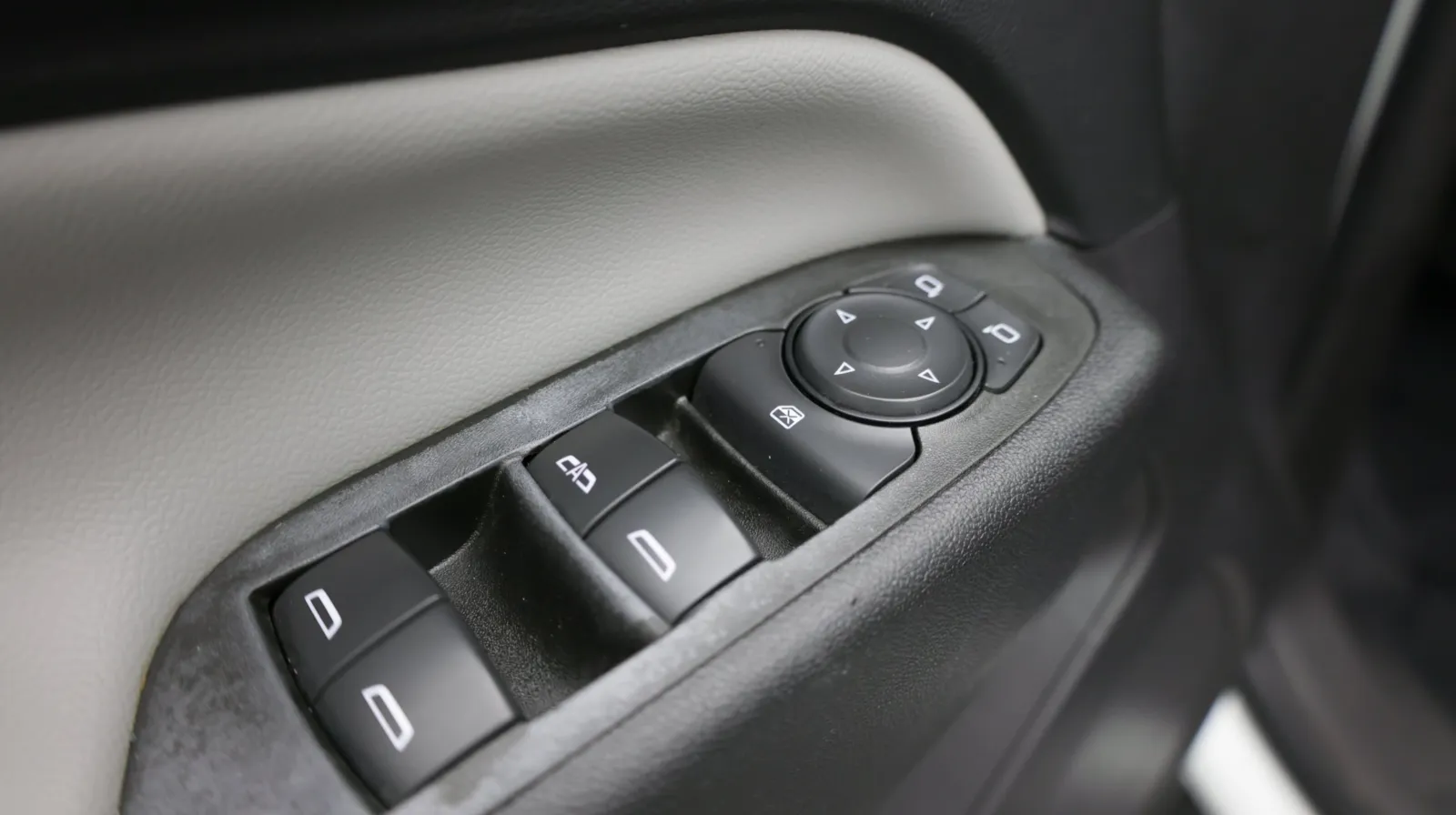 Chevrolet Equinox photo 12