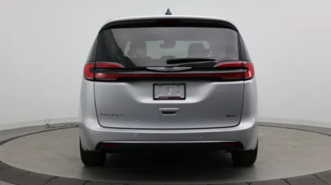 More photos of 2023 Chrysler Pacifica Touring L at Auto Boutique Florida, FL
