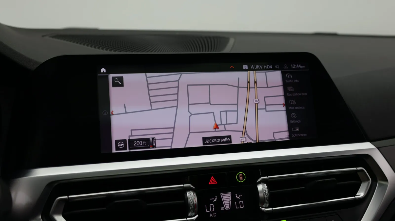 BMW 3 Series photo 6