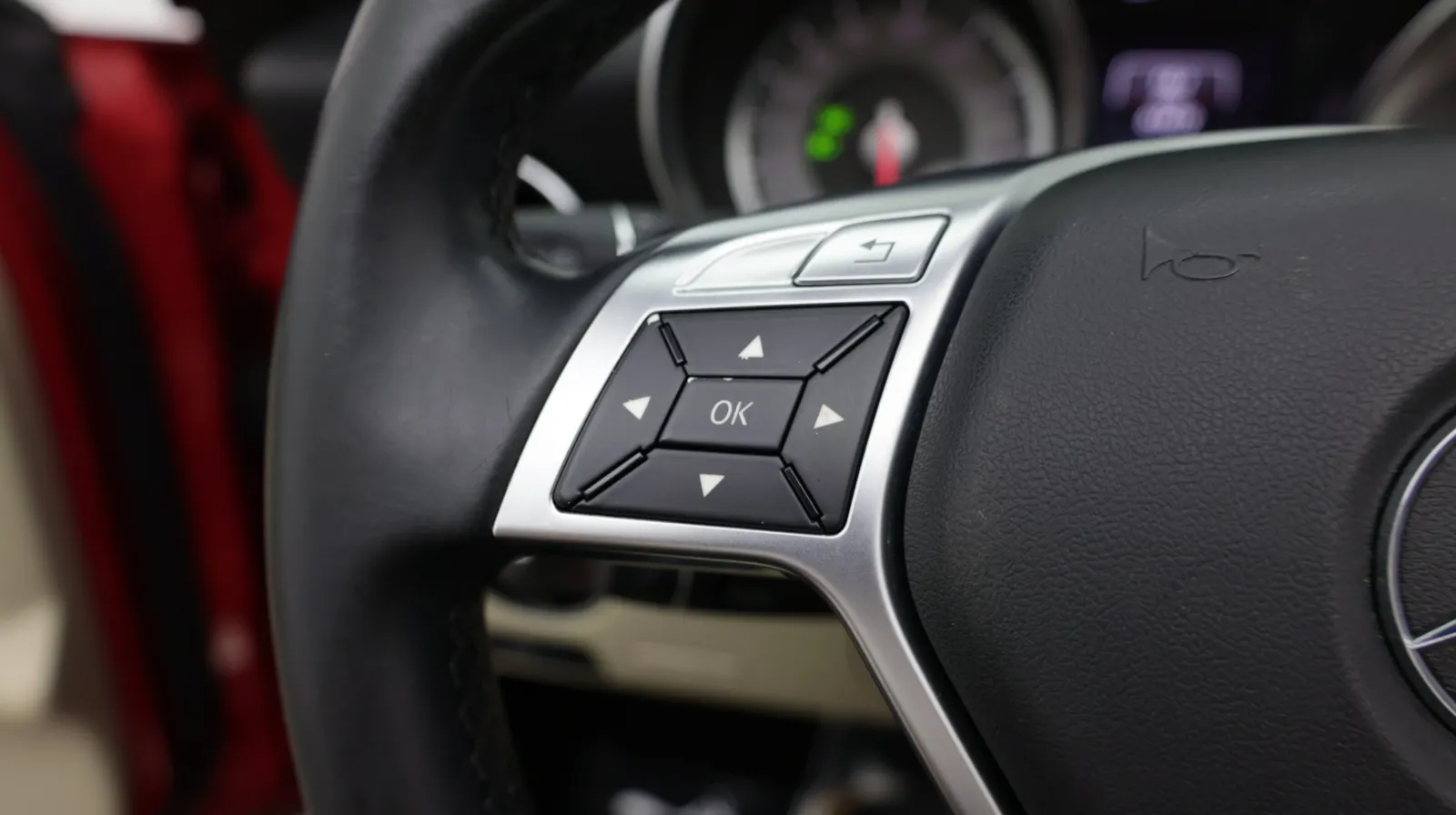 Mercedes-Benz SLK-Class photo 16