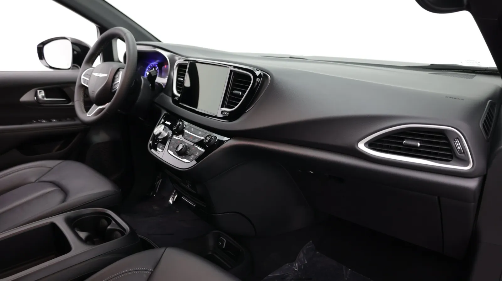 Chrysler Pacifica photo 38
