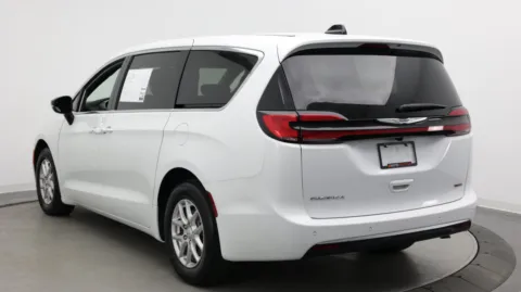 More photos of 2026 Chrysler Pacifica Select at Auto Boutique Florida, FL