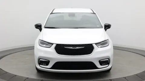 Photos of 2026 Chrysler Pacifica Select for sale in Jacksonville, FL at Auto Boutique Florida