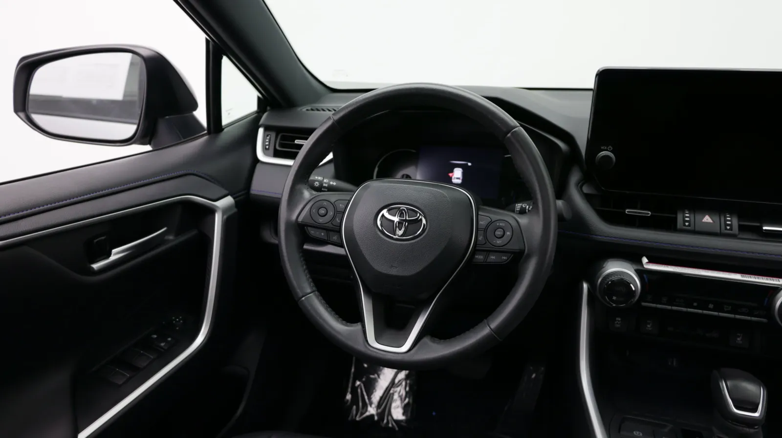 Toyota RAV4 photo 29