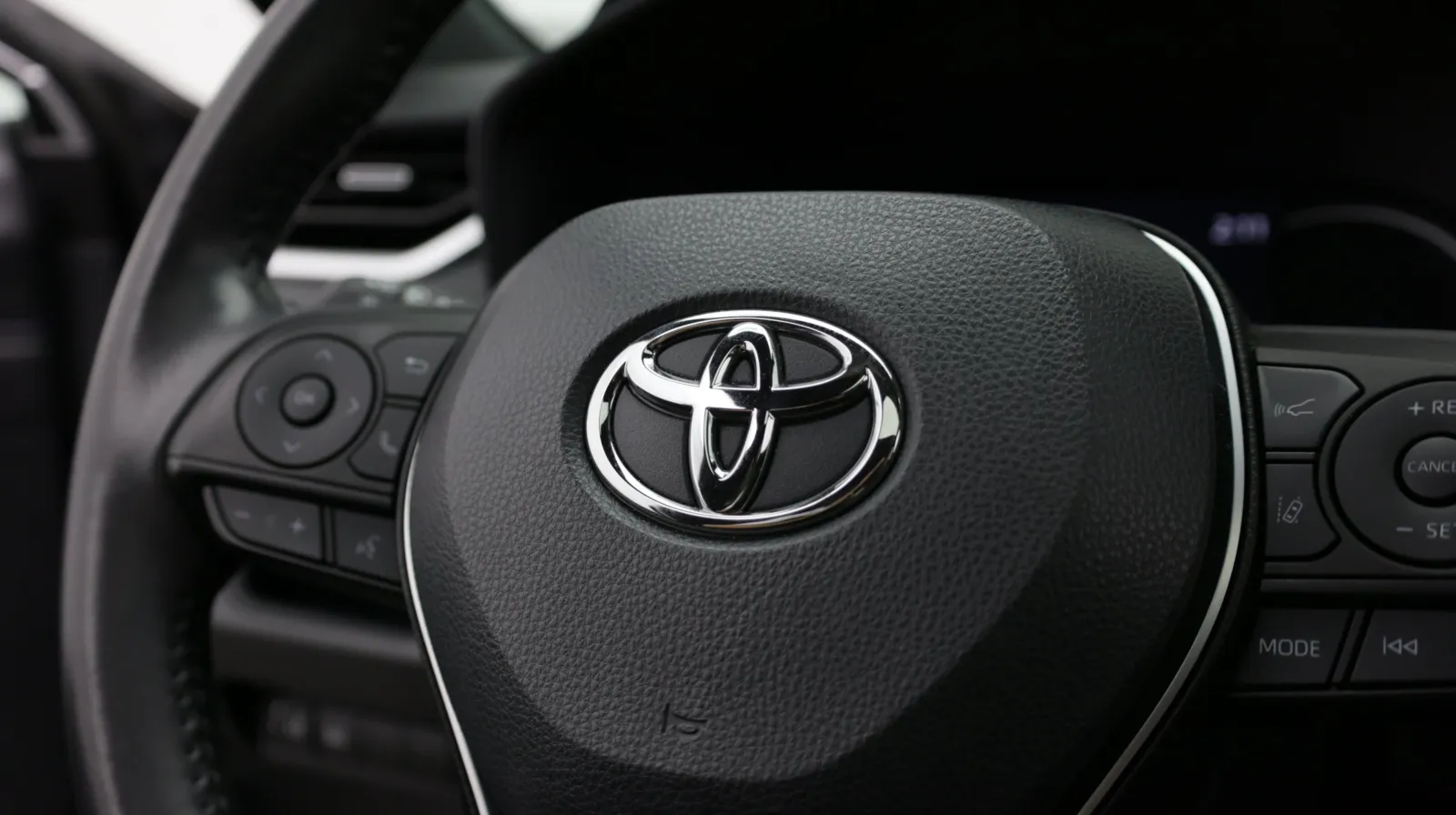 Toyota RAV4 photo 25