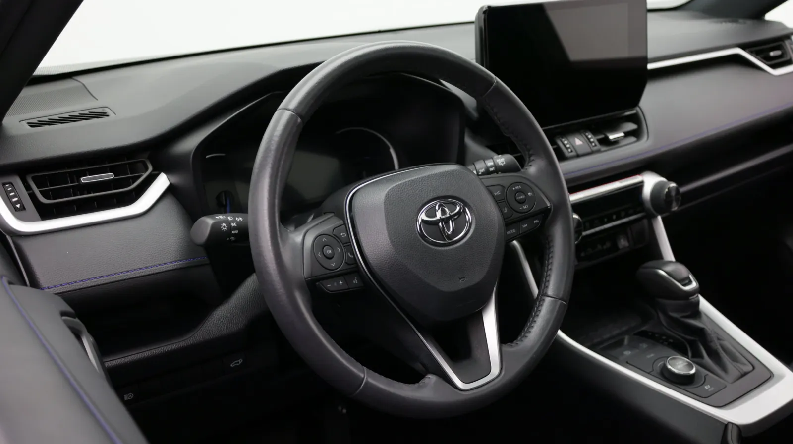 Toyota RAV4 photo 10