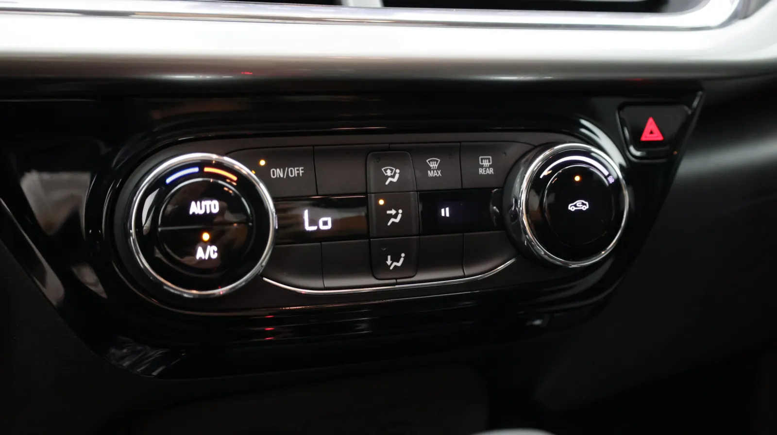 Chevrolet Trax photo 16