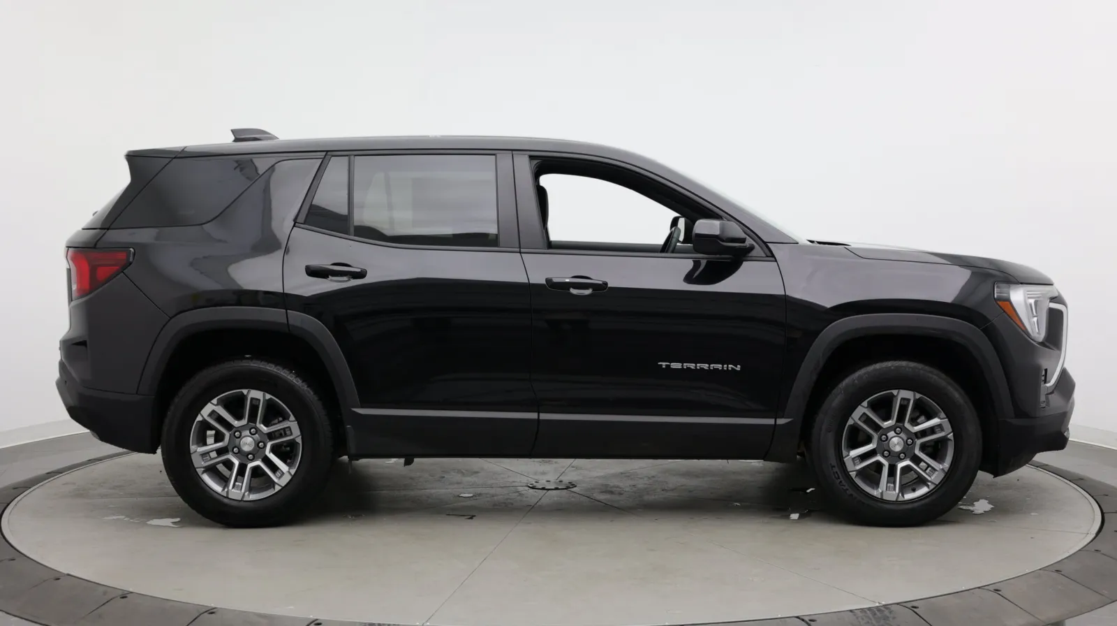 GMC Terrain photo 9