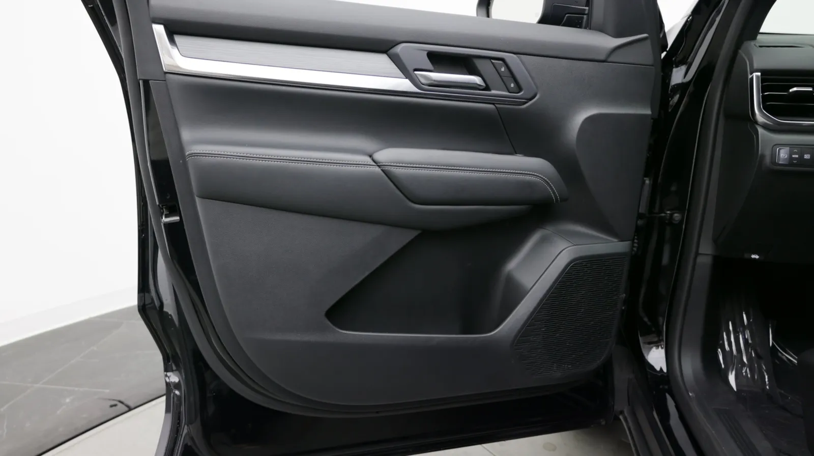 GMC Terrain photo 12