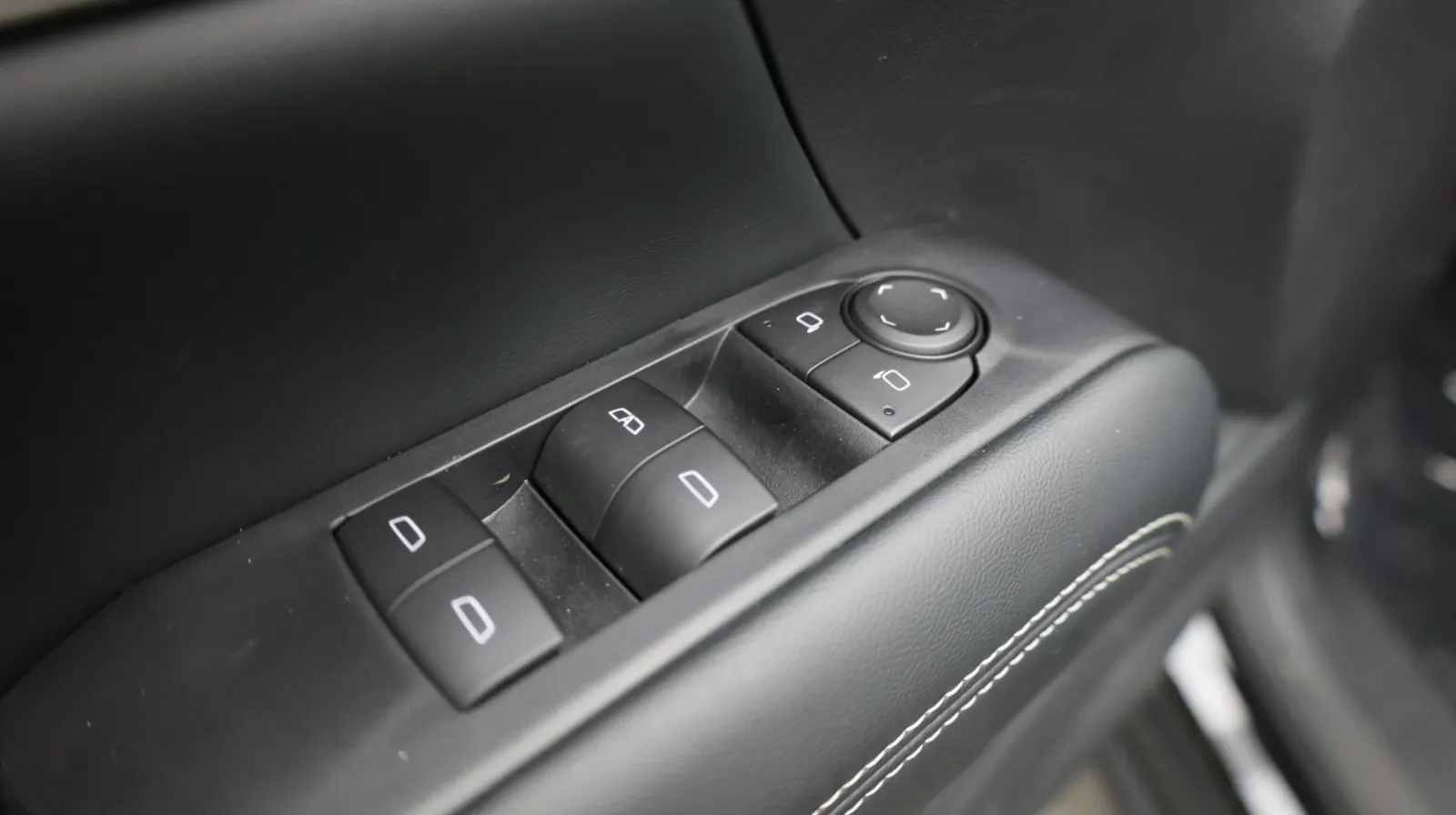 GMC Terrain photo 13