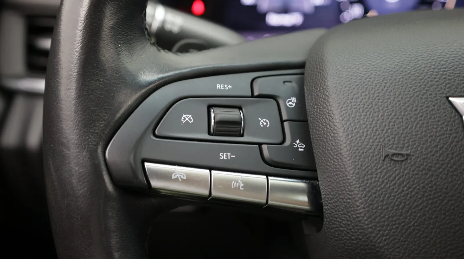 Cadillac CT4 photo 23