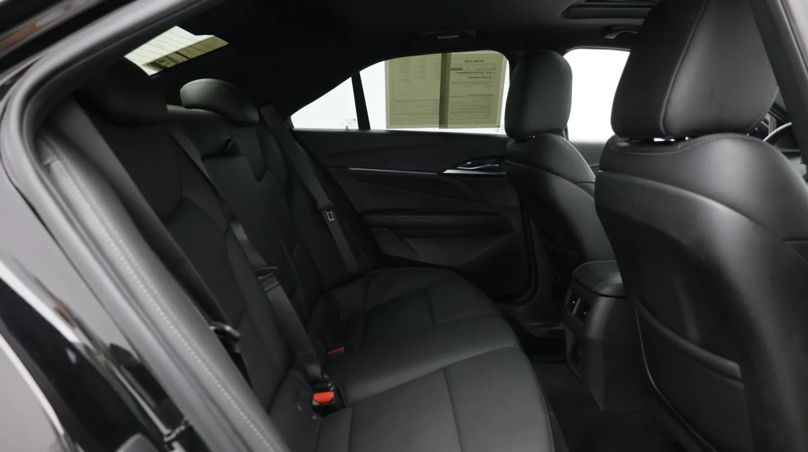 Cadillac CT4 photo 33
