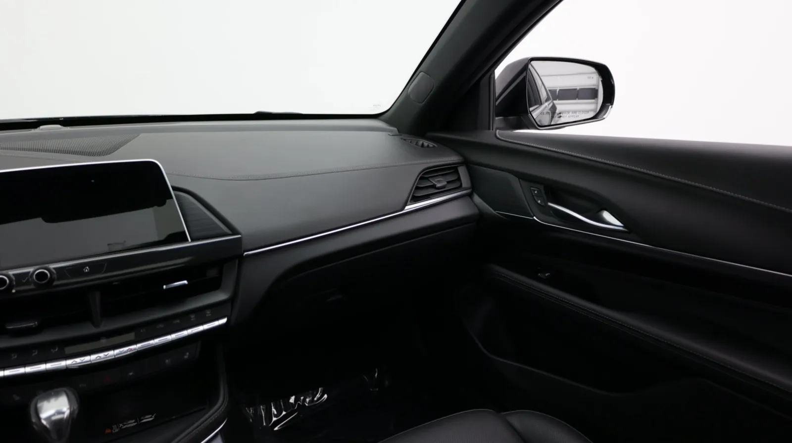 Cadillac CT4 photo 30