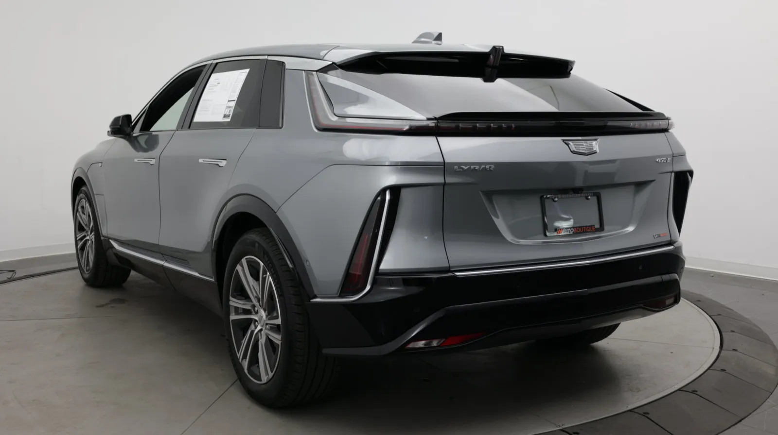 Cadillac Lyriq photo 5