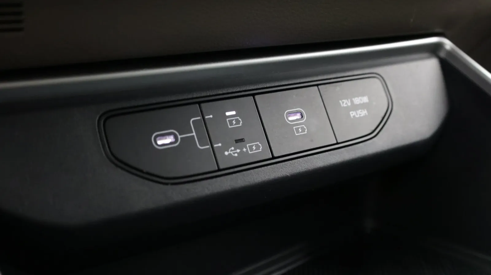 Kia Carnival photo 21