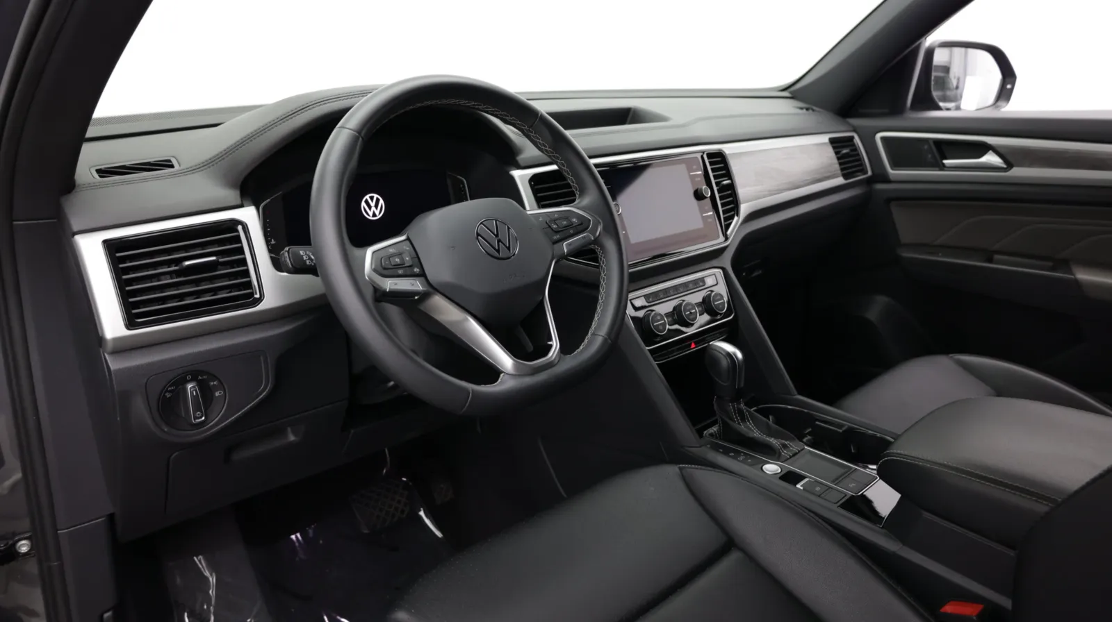 Volkswagen Atlas Cross Sport photo 10