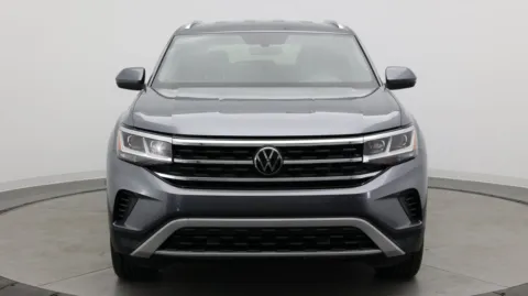 Photos of 2023 Volkswagen Atlas Cross Sport 3.6L V6 SE w/Technology for sale in Jacksonville, FL at Auto Boutique Florida